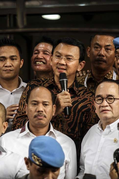 Governor of Jakarta Basuki Tjahaja 'Ahok' Purnama addresses journalists at Police Headquarter in Jakarta. Photo: AFP