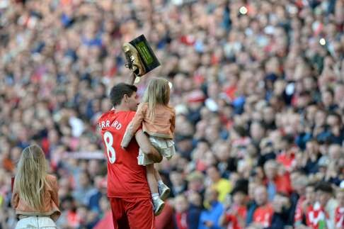 Steven Gerrard says farewell to loyal Liverpool fans in 2015. Photo: AFP