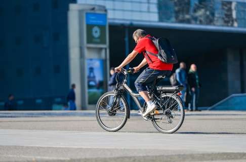 Cycling was linked with a significantly reduced risk of death from all causes but not cardiovascular disease.