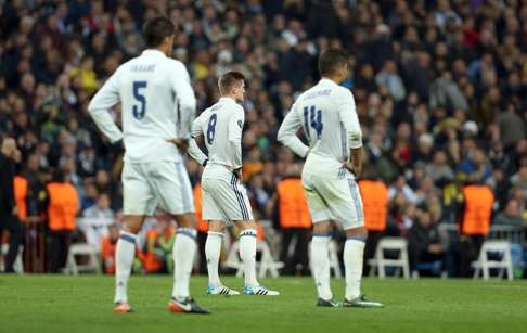 (L-R) Raphael Varane, Toni Kroos and Casemiro of Real Madrid react during their draw with Borussia Dortmund. Photo: EPA