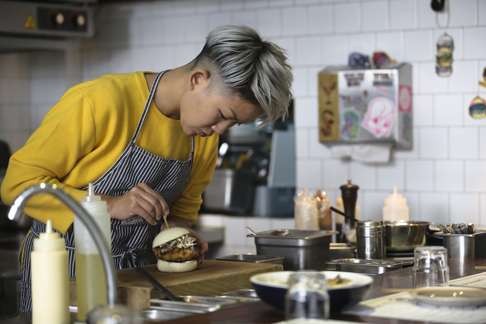 Chow puts the finishing touches to a bao at her Central restaurant.