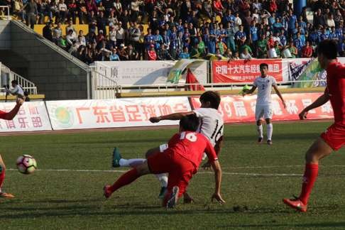 Tan Chun-lok scores an equaliser against Guangdong in the first leg. Photo: HKFA
