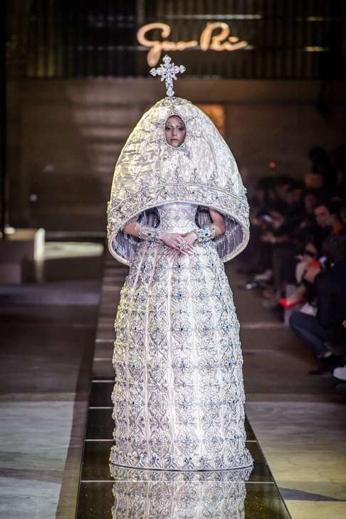 Another look from Guo Pei’s Paris show. Photo: EPA