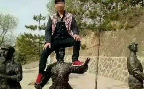 man-statue.jpg