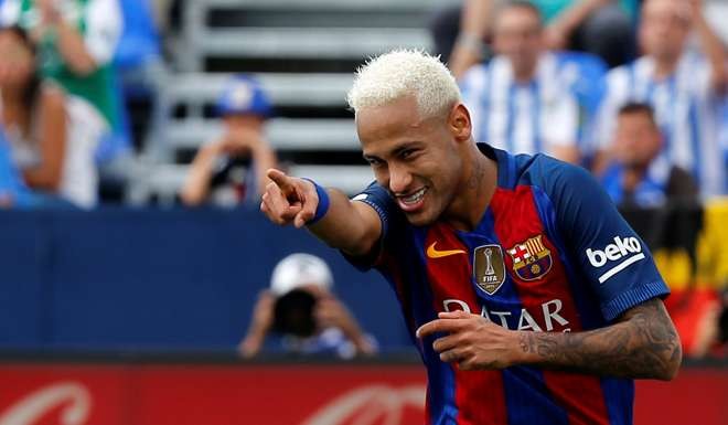 Neymar celebrates his goal. Photo: Reuters