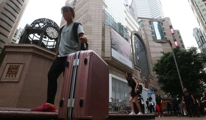 Mainland tourists are seen in Causeway Bay. Photo: K. Y. Cheng