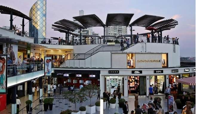 The Larcomar shopping mall overlooks the Pacific Ocean. File photo: Reuters