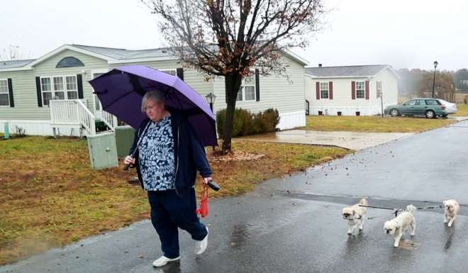 Nancy Horton, 62, of Martinsburg, West Virginia takes daily doses of OxyContin for rheumatoid arthritis and is concerned that she has developed a physical addiction to her opioid pain medication. Photo: Erin Patrick O'Connor, The Washington Post.