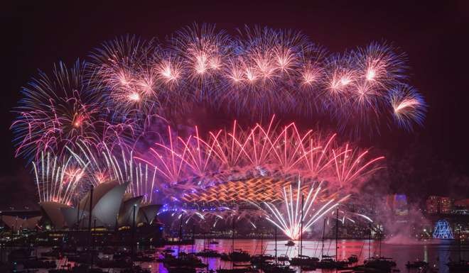 Fireworks above Sydney Harbour. Photo: Xinhua