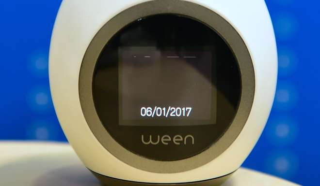 The smart thermostat controller from Ween, to control home temperature from the device itself or through a companion app is displayed during the 2017 Consumer Electronic Show (CES) in Las Vegas. Photo: AFP